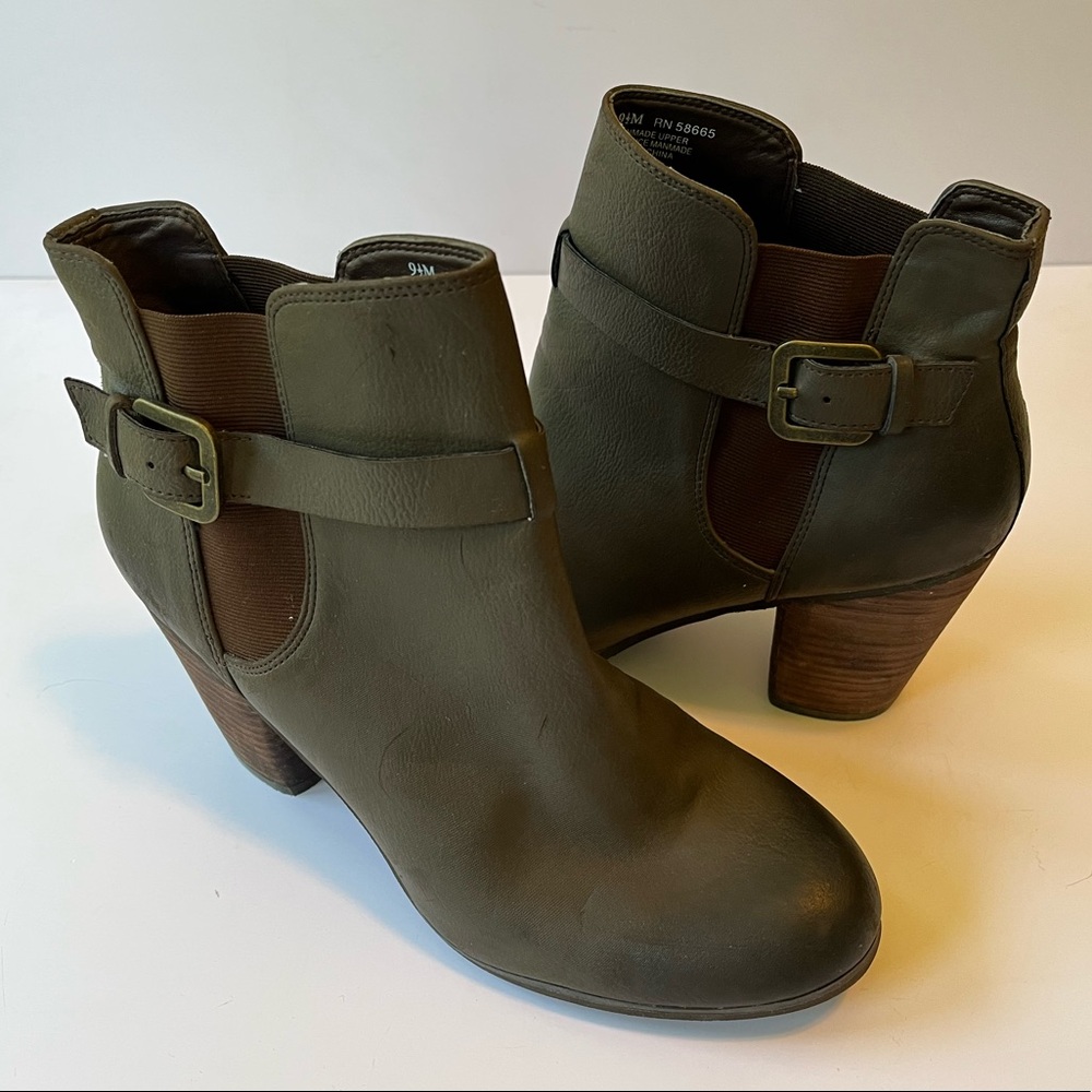 Abound Women’s Brown Buckle Slip-on Ankle Booties Sz 9.5M